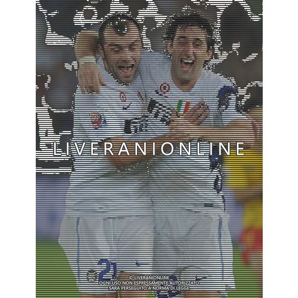 FIFA Club World Cup UAE 2010 Match #5 Abu Dhabi (Emirati Arabi) Zayed Sports City - 15.12.2010 Seongnam Ilhwa FC- FC Inter Nella Foto:milito esulta con pandev /Ph.Vitez-Ag. Aldo Liverani