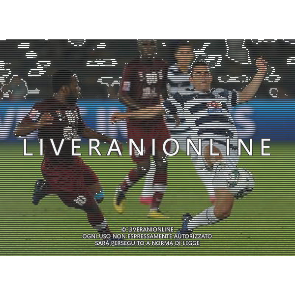 FIFA Club World Cup UAE 2010 Match #6 Finale 5¡-6¡ Posto Abu Dhabi (Emirati Arabi) Zayed Sports City - 15.12.2010 Club de Futbol Pachuca-Al-Wahda Sports Club Nella Foto:Herculez Gomez-Ismaeil Matar /Ph.Vitez-Ag. Aldo Liverani