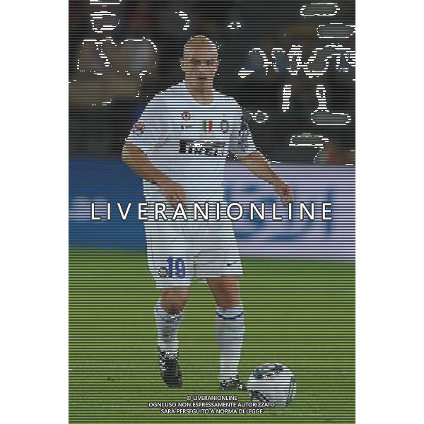 FIFA Club World Cup UAE 2010 Match #5 Abu Dhabi (Emirati Arabi) Zayed Sports City - 15.12.2010 Seongnam Ilhwa FC- FC Inter Nella Foto:Esteban CAMBIASSO /Ph.Vitez-Ag. Aldo Liverani