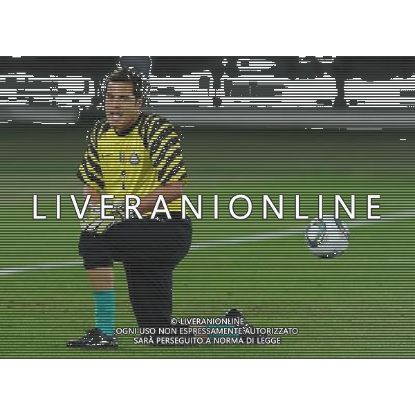 FIFA Club World Cup UAE 2010 Match #5 Abu Dhabi (Emirati Arabi) Zayed Sports City - 15.12.2010 Seongnam Ilhwa FC- FC Inter Nella Foto:JULIO CESAR /Ph.Vitez-Ag. Aldo Liverani