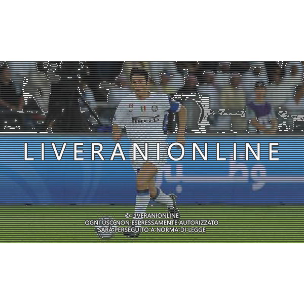 FIFA Club World Cup UAE 2010 Match #5 Abu Dhabi (Emirati Arabi) Zayed Sports City - 15.12.2010 Seongnam Ilhwa FC- FC Inter Nella Foto:Javier ZANETTI /Ph.Vitez-Ag. Aldo Liverani