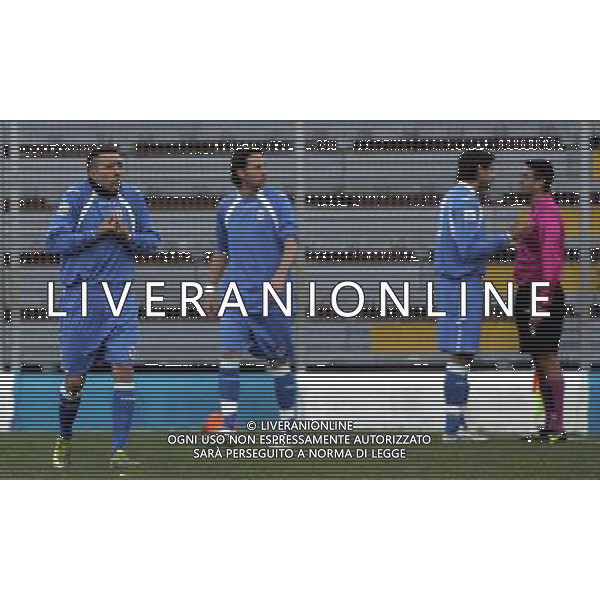 Como 12-12-2010 Lega Pro Campionato \'Prima Divisione\' como-spal 2:3 nella foto giuseppe cozzolino esce dal campo dopo l\'espulsione ph marco luzzani/ag alo liverani s.a.s.