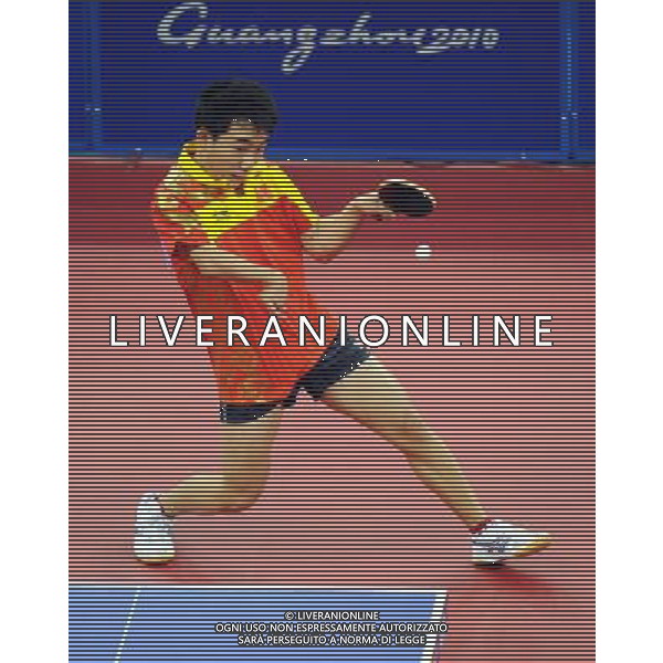 (101215) -- GUANGZHOU, Dec. 15, 2010 () -- China\'s Lian Hao competes during the men\'s singles TT10 final of table tennis competition against his compatriot Ge Yang at the Guangzhou 2010 Asian Para Games in Guangzhou, south China\'s Guangdong Province, Dec. 15, 2010. Lian Hao lost 2-3 to win the silver. (/Xu Yu) AG. ALDO LIVERANI SAS ITALY ONLY