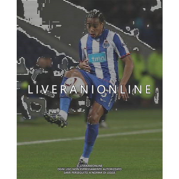 20101215: PORTO, PORTUGAL - FC Porto vs CSKA Sofia: UEFA Europa League 2010/2011 - Group Stage. NELLA FOTO Alvaro Pereira PHOTO: Manuel Azevedo/CITYFILES/NEWSPIX.PL AG ALDO LIVERANI ONLY ITALY 
