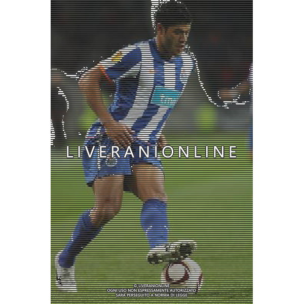 20101215: PORTO, PORTUGAL - FC Porto vs CSKA Sofia: UEFA Europa League 2010/2011 - Group Stage. NELLA FOTO Hulk PHOTO: Manuel Azevedo/CITYFILES/NEWSPIX.PL AG ALDO LIVERANI ONLY ITALY 