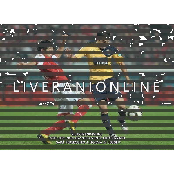 20101212: LISBON, PORTUGAL - SL Benfica vs SC Braga: Portuguese Cup 2010/2011. In picture: Javier Saviola (Benfica) and Guilherme Marques (Braga). PHOTO: Alvaro Isidoro/CITYFILES/NEWSPIX.PL AG ALDO LIVERANI ONLY ITALY 