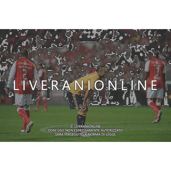 20101212: LISBON, PORTUGAL - SL Benfica vs SC Braga: Portuguese Cup 2010/2011. In picture: Carlos Martins (Benfica) PHOTO: Alvaro Isidoro/CITYFILES/NEWSPIX.PL AG ALDO LIVERANI ONLY ITALY 