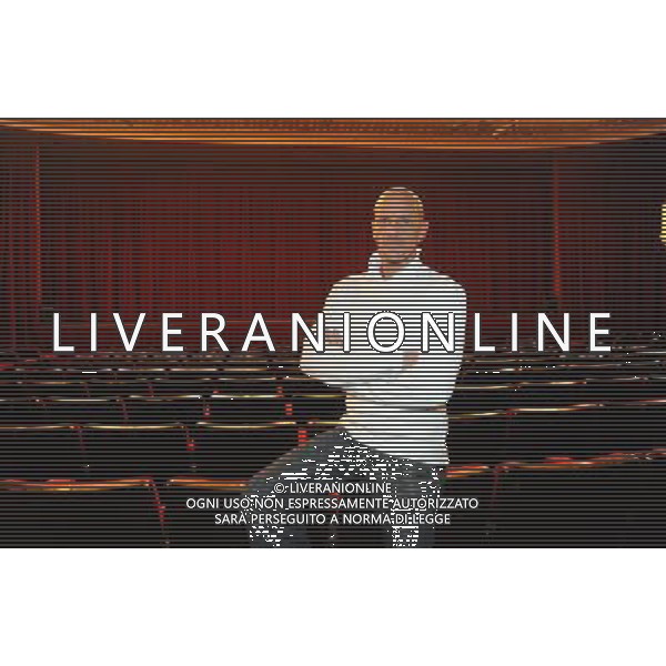 MILANO 16/12/2010 TEATRO MANZONI PRESENTAZIONE DEL MUSICAL: \'UN AMERICANO A PARIGI\' NELLA FOTO LUIGI MARTELLETTA COREOGRAFO FOTO ROMANO/AG ALDO LIVERANI