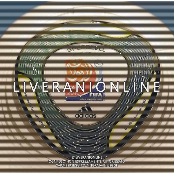 ABU DHABI 17/12/2010 NELLA FOTO IL PALLONE DELLA FINALE DELLA COPPA INTERCONTINENTALE FOTO MASSIMILIANO VITEZ-AG ALDO LIVERANI