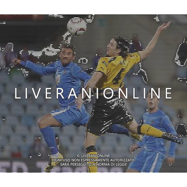 BSC Young Boys\' Alain Nef (r) and Getafe\'s Ibrahim Kas during UEFA Europe League match.December 16,2010. (ALTERPHOTOS/Acero) AG. ALDO LIVERANI SAS ITALY ONLY