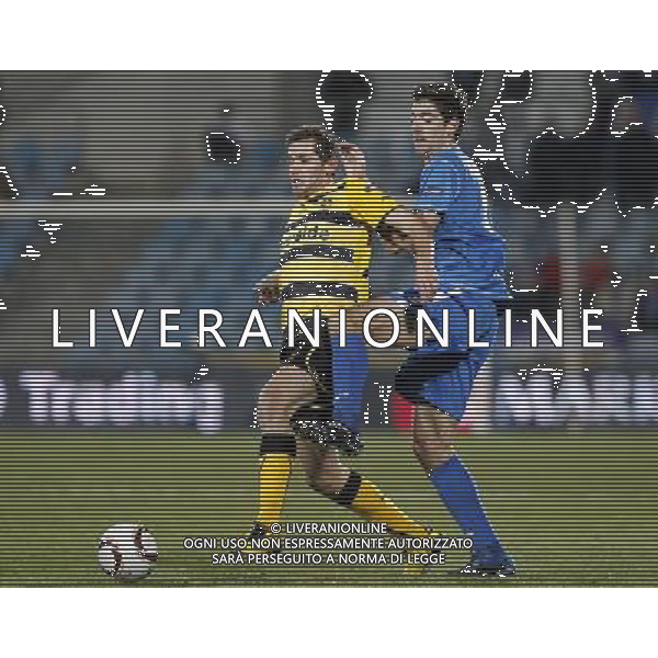 Getafe\'s Javier Arizmendi (r) and BSC Young Boys\' Senad Lulic during UEFA Europe League match.December 16,2010. (ALTERPHOTOS/Acero) AG. ALDO LIVERANI SAS ITALY ONLY