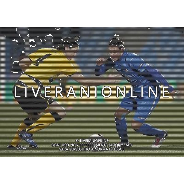 Getafe\'s Adrian Sardinero (r) and BSC Young Boys\' Alain Nef during UEFA Europe League match.December 16,2010. (ALTERPHOTOS/Acero) AG. ALDO LIVERANI SAS ITALY ONLY