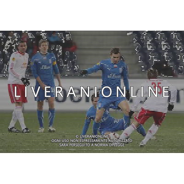 16.12.2012 SALZBURG AUSTRIA PILKA NOZNA , UEFA LIGA EUROPA , GRUPA A , SEZON 2010/2011 FC RED BULL SALZBURG - LECH POZNAN , CITY STADIUM , FOOTBALL , UEFA EUROPA LEGAUE , SEASON 2010/2011 , 2. ROUND , GAME BETWEEN FC RED BULL SALZBURG - LECH POZNAN N/Z: BARTOSZ BOSACKI (2L) DIMITRIJE INJAC (2P) FOTO JAKUB PIASECKI/CYFRASPORT / NEWSPIX.PL --- Newspix.pl AG. ALDO LIVERANI SAS ITALY ONLY *** Local Caption ***