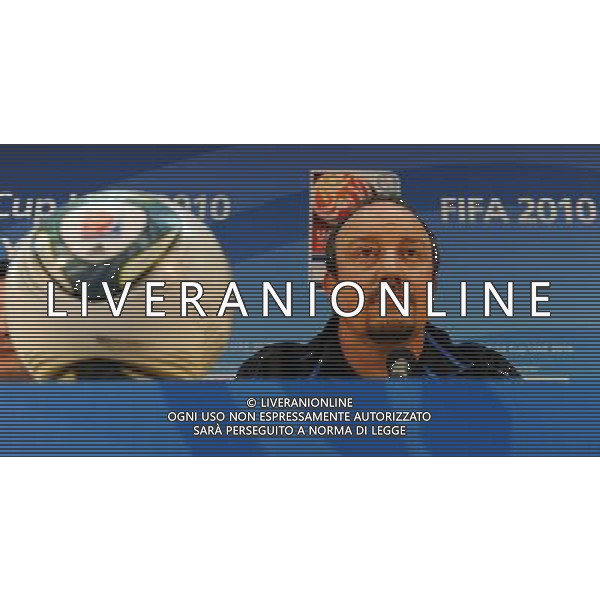 FIFA Club World Cup UAE 2010 Conferenza Stampa Abu Dhabi (Emirati Arabi) Zayed Sports City - 17.12.2010 Conferenza Stampa Nella Foto: Conferenza Stampa Rafael Benitez, Javier Zanetti,Luis Figo,Esteban Cambiasso /Ph.Vitez-Ag. Aldo Liverani