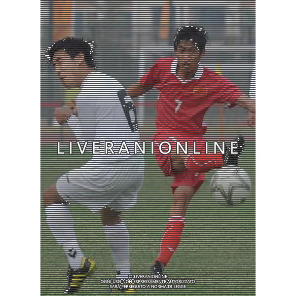 (101213) -- GUANGZHOU, Dec. 13, 2010 () -- Lin Congchang (R) of China vies with Kang Seungnam of South Korea during the men\'s football 7-a-side first round match at the Guangzhou 2010 Asian Para Games in Guangzhou, south China\'s Guangdong Province, Dec. 13, 2010. (/Han Chuanhao) AG. ALDO LIVERANI SAS ITALY ONLY
