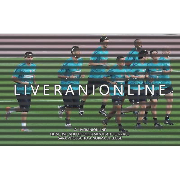 FIFA Club World Cup UAE 2010 Allenamento Abu Dhabi (Emirati Arabi) Army Pitch Stadium - 17.12.2010 Allenamento Nella Foto: Corsa del gruppo /Ph.Vitez-Ag. Aldo Liverani