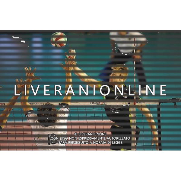 Roma - 06/11/2010 - PalaTiziano - Regular Season A1 Volley 2010-2011 - M. Roma Volley vs Yoga ForlÒ - nella foto: Ivan Zaytsev © Fabrizio Corradetti - ag. Aldo Liverani sas