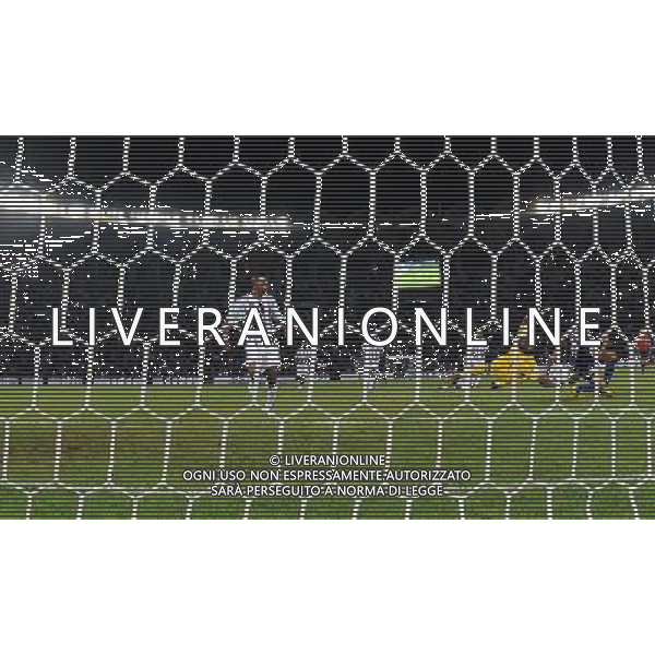 FIFA Club World Cup UAE 2010 Finale 1¡-2¡ Posto Abu Dhabi (Emirati Arabi) Zayed Sports City - 18.12.2010 TP Mazembe Englebert-FC Inter Nella Foto:biabiany gol /Ph.Vitez-Ag. Aldo Liverani