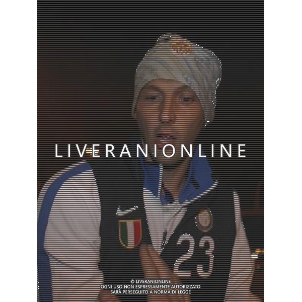 AEROPORTO MALPENSA (VA) 18/12/2010 RIENTRO DEI CALCIATORI DELL\' INTER DOPO LA CONQUISTA DELLA COPPA INTERCONTINENTALE NELLA FOTO MARCO MATERAZZI FOTO ROMANO/AG ALDO LIVERANI