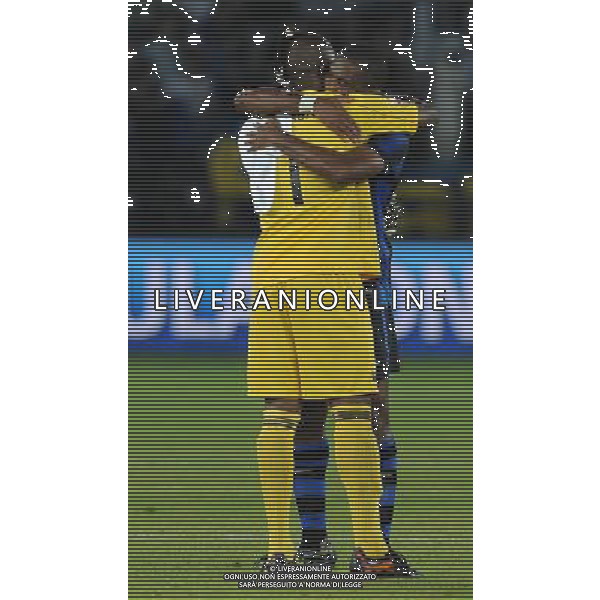 FIFA Club World Cup UAE 2010 Finale 1¡-2¡ Posto Abu Dhabi (Emirati Arabi) Zayed Sports City - 18.12.2010 TP Mazembe Englebert-FC Inter Nella Foto:Samuel Eto\'o-Muteba Kidiaba /Ph.Vitez-Ag. Aldo Liverani