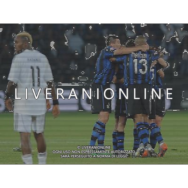 FIFA Club World Cup UAE 2010 Finale 1¡-2¡ Posto Abu Dhabi (Emirati Arabi) Zayed Sports City - 18.12.2010 TP Mazembe Englebert-FC Inter Nella Foto:Maicon-Lucio-DEjan Stankovic festeggiano /Ph.Vitez-Ag. Aldo Liverani