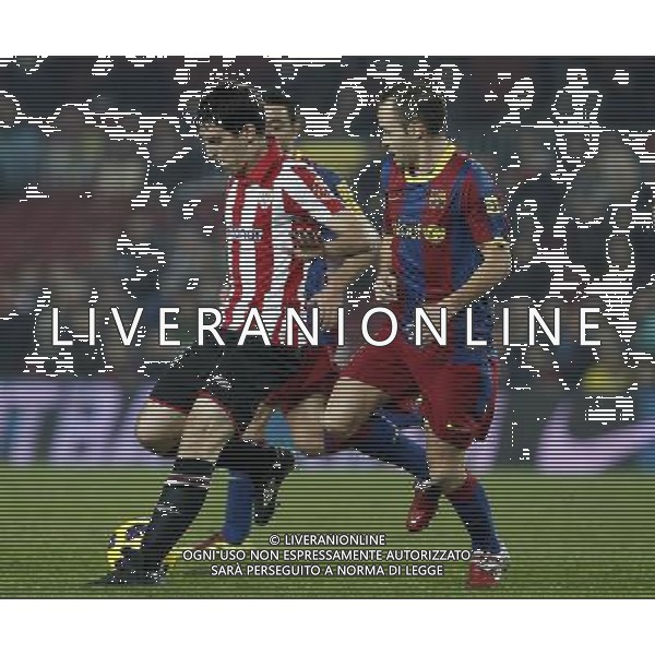 Atletic de Bilbao\'s Andoni Iraola (l) and FC Barcelona\'s Andres Iniesta during King\'s Cup of Spain match.December 21,2010. (ALTERPHOTOS/Acero) - ALFAQUI - AG. ALDO LIVERANI SAS ITALY ONLY PARTITA CALCIO BARCELLONA vs ATLETICO DI BILBAO: COPPA DEL RE SPAGNA 2010