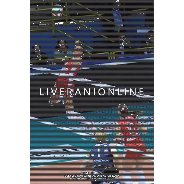 PAVIA 22/12/2010 PALARAVIZZA 15a EDIZIONE SUPER COPPA PALLAVOLO FEMMINILE SCAVOLINI VOLLEY PESARO Vs PIETRO CARNAGHI VILLA CORTESE NELLA FOTO MARINA GUIGGI FOTO ROMANO/AG ALDO LIVERANI