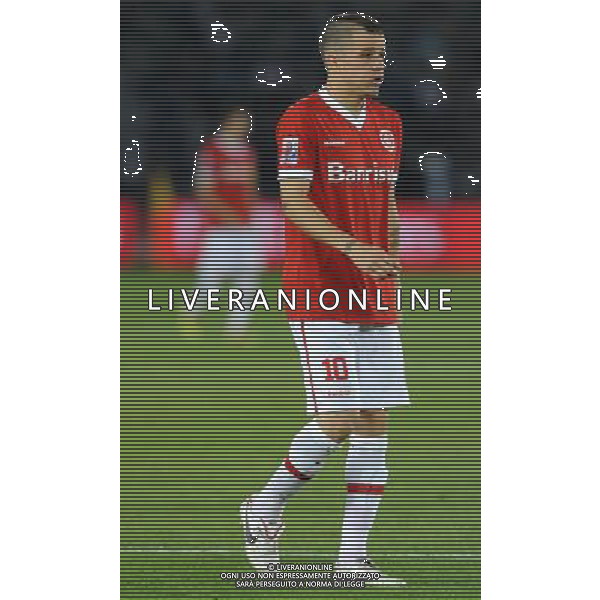 FIFA Club World Cup UAE 2010 Finale 3¡-4¡ Posto Abu Dhabi (Emirati Arabi) Zayed Sports City - 18.12.2010 Sport Club Internacional-Seongnam Ilhwa FC Nella Foto:Andres D\'Alessandro /Ph.Vitez-Ag. Aldo Liverani