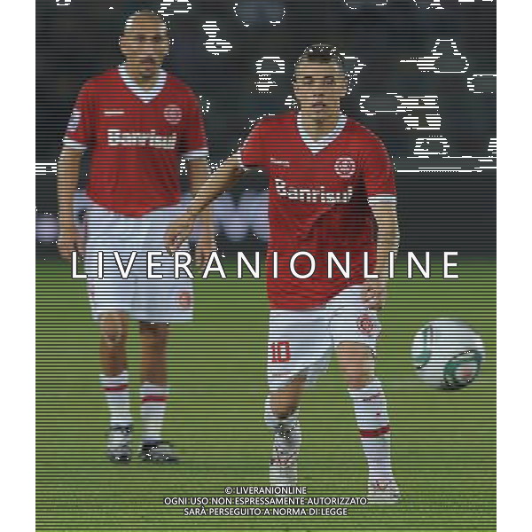 FIFA Club World Cup UAE 2010 Finale 3¡-4¡ Posto Abu Dhabi (Emirati Arabi) Zayed Sports City - 18.12.2010 Sport Club Internacional-Seongnam Ilhwa FC Nella Foto:Andres D\'Alessandro /Ph.Vitez-Ag. Aldo Liverani