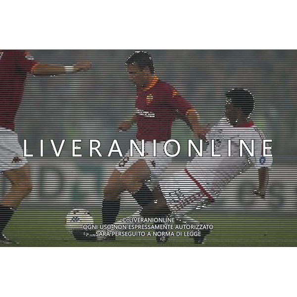 Roma 20/05/2003 Roma-Milan Semifinale di Coppa Italia Nella foto Cassano contro Roque Junior Ph Gianni Nucci/Aldo Liverani