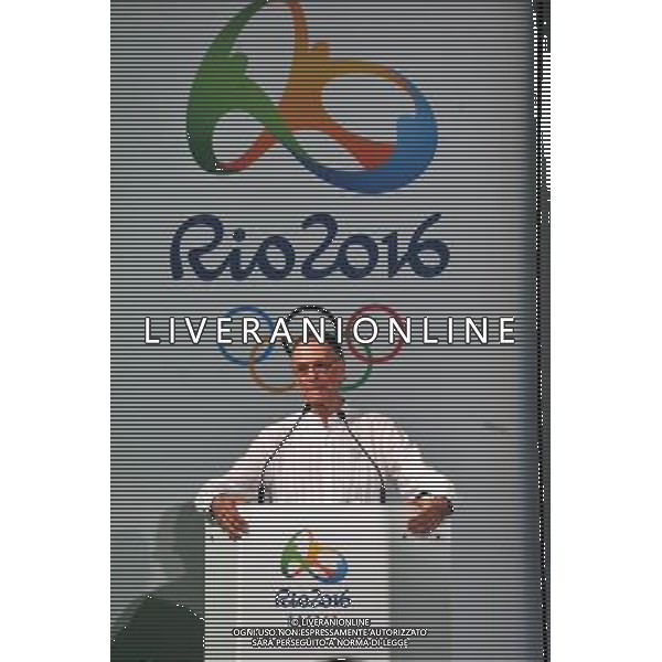 (110101) -- RIO DE JANEIRO, Jan. 1, 2011 () -- President of Brazilian Olympic Committe Carlos Arthur Nuzman speaks at the press conference in Copacabana Palace in Rio de Janeiro, Brazil, Dec. 31, 2010. Rio 2016 Olympic Games Emblem was launched on Friday. (/Song Weiwei) ©photoshot/Agenzia Aldo Liverani Sas - ITALY ONLY - Conferenza stampa al Copacabana Palace di Rio de Janeiro, Brasile per la presentazione ufficiale del simbolo, logo dei Giochi Olimpici, Olimpiadi di Rio 2016, 31 dicembre 2010.