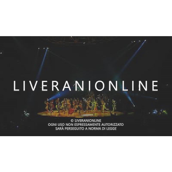 A performance of Cirque Du Soleil\'s new production \'Totem\' is pictured at the Royal Albert Hall in London, Great Britain on 4 January 2011. (FACUNDO ARRIZABALAGA) ©photoshot/Agenzia Aldo Liverani Sas - ITALY ONLY - Lo spettacolo \'Totem\' della nuova produzione del Cirque du Soleil alla Royal Albert Hall di Londra, in Gran Bretagna il 4 gennaio 2011.