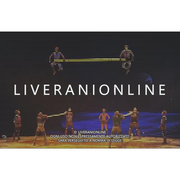 A performance of Cirque Du Soleil\'s new production \'Totem\' is pictured at the Royal Albert Hall in London, Great Britain on 4 January 2011. (FACUNDO ARRIZABALAGA) ©photoshot/Agenzia Aldo Liverani Sas - ITALY ONLY - Lo spettacolo \'Totem\' della nuova produzione del Cirque du Soleil alla Royal Albert Hall di Londra, in Gran Bretagna il 4 gennaio 2011.