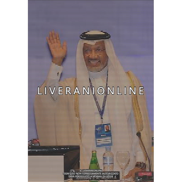 (110106) -- DOHA, Jan. 06, 2011 () -- Qatari Mohammed bin Hammam greets the delegates following his reelection as president of the Asian Football Confederation (AFC) during the 24th AFC congress in Doha, capital of Qatar, Jan. 6, 2011. (/Chen Shaojin) ©photoshot/Agenzia Aldo Liverani Sas - ITALY ONLY - 24mo congresso dell\'Asian Football Confederation (AFC) a Doha, capitale del Qatar, 6 gennaio 2011.