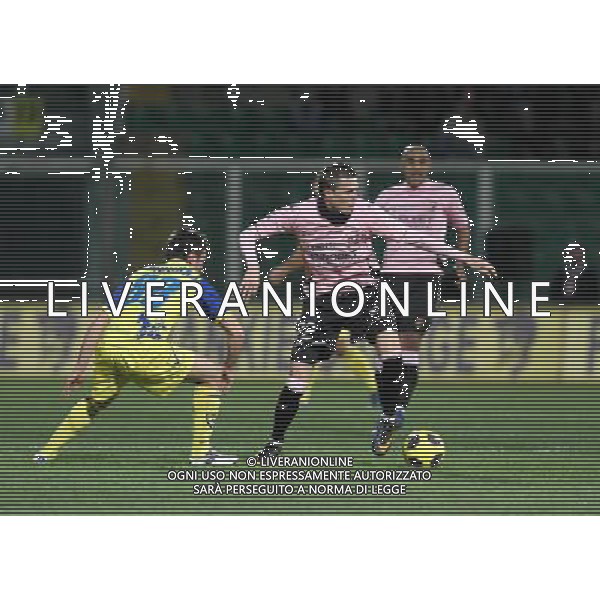 12-01-11 palermo : palermo - chievo coppa italia tim 2010-2011 Nella foto: ilicic e memushaj GIUSEPPE SERGI - ALDO LIVERANI 
