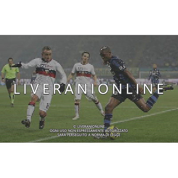Milano 12-01-2011 Coppa Italia TIM CUP 2010/11 inter-genoa 3:2 nella foto samuel eto\'o e rafinha ph marco luzzani/ag aldo liverani s.a.s.
