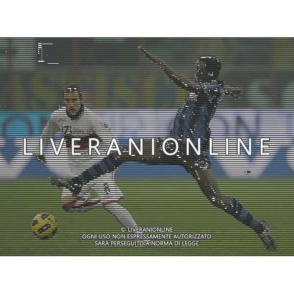 Milano 12-01-2011 Coppa Italia TIM CUP 2010/11 inter-genoa 3:2 nella foto macdonald mariga e rodrigo palacio ph marco luzzani/ag aldo liverani s.a.s.