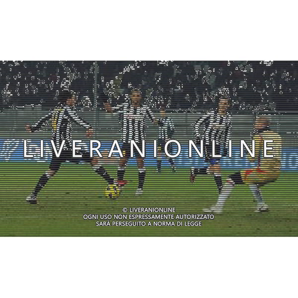 Coppa Italia TIM Cup 2010/2011 Ottavi di Finale Torino - 13.01.2011 Juventus-Catania Nella Foto:occasione aquilani /Ph.Vitez-Ag. Aldo Liverani