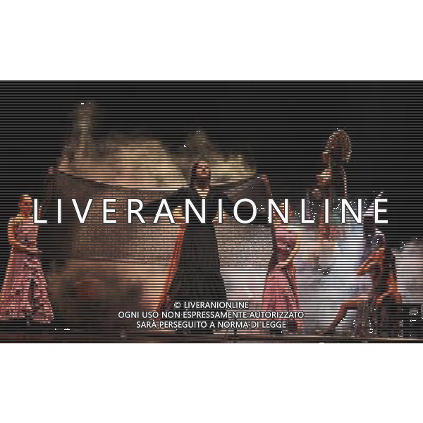 (110113) -- NANNING, Jan. 13, 2011 () -- Photo taken on Jan. 12, 2011 shows a scene of the flamenco dance drama \'Carmen\' at a theater in Nanning, capital of southwest China\'s Guangxi Zhuang Autonomous Region. The dance drama created by famous Spanish choreographer Rafael Aguilar was performed in Nanning Wednesday night. (/Tang Huiji) (mcg) ©photoshot/Agenzia Aldo Liverani Sas - ITALY ONLY - Il dramma di danza flamenco \'Carmen\' creata dal famoso coreografo spagnolo Rafael, in scena al teatro di Nanning, capitale della Cina sud-occidentale di Guangxi Zhuang Regione Autonoma.