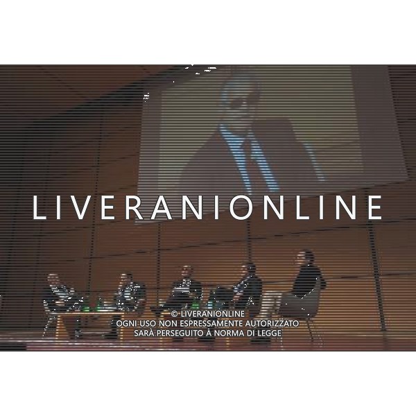 MILANO 14/1/2011 IL SOLE 24 ORE VIA MONTE ROSA, 91 GECO. LE GIORNATE DELL\' ECONOMIA COOPERATIVA NELLA FOTO ALDO BONOMI, LUCA BERNAREGGI, ROBERTO FORMIGONI, PHILIP BLOND E MARCO SOLDANO (LA STAMPA) FOTO ROMANO/AG ALDO LIVERANI