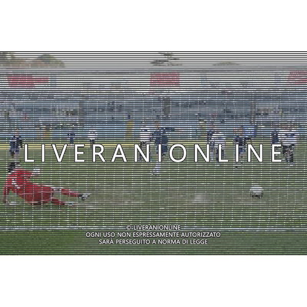 Roma - 15/01/2011 - Stadio Flaminio - Campionato Lega Pro 2010/2011 - Prima Divisione gir. B - Atletico Roma vs Pisa - nella foto: Il rigore del 3 a 1 realizzato da Daniel Ciofani © Fabrizio Corradetti - ag. Aldo Liverani Sas