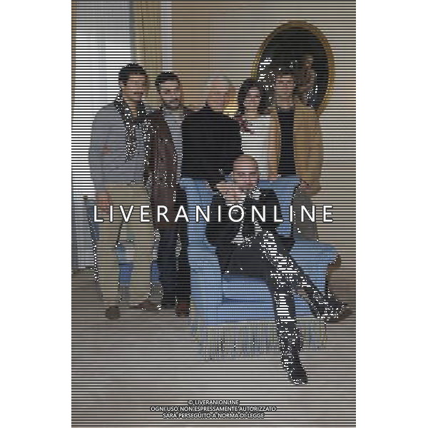 Roma - 17/01/2011 - Hotel Flora - Photocall del film \' Vallanzasca - Gli Angeli del male \' - nella foto: Giuliano Sangiorgi al centro con alle spalle Francesco Scianna Filippo Timi Michele Placido Valeria Solarino e Kim Rossi Stuart © Fabrizio Corradetti - Ag. Aldo Liverani sas