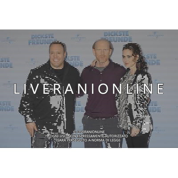 Actor Kevin James, director Ron Howard and actress Winona Ryder at the photocall for \'Dickste Freunde / The Dilemma\' at Hotel Adlon, Berlin ©FUTURE IMAGE/NEWSPIX/AG ALDO LIVERANI SAS - ITALY ONLY - *** Local Caption *** .