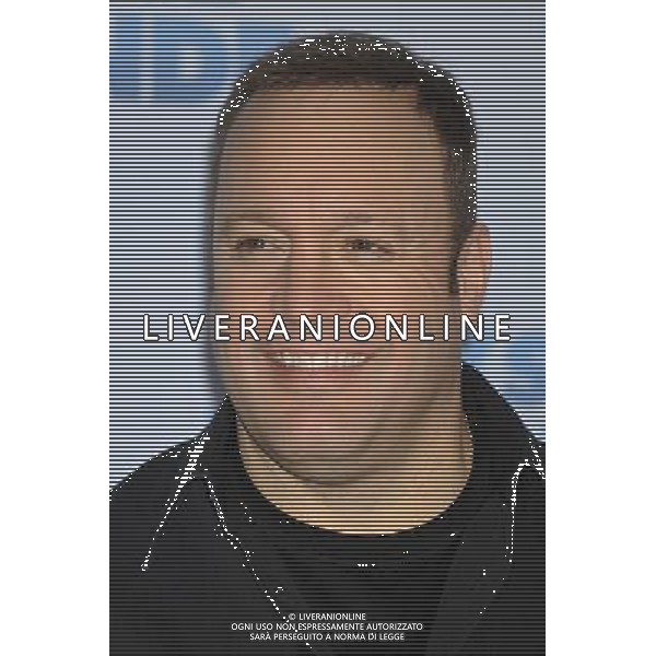 Actor Kevin James at the photocall for \'Dickste Freunde / The Dilemma\' at Hotel Adlon, Berlin ©FUTURE IMAGE/NEWSPIX/AG ALDO LIVERANI SAS - ITALY ONLY - *** Local Caption *** .