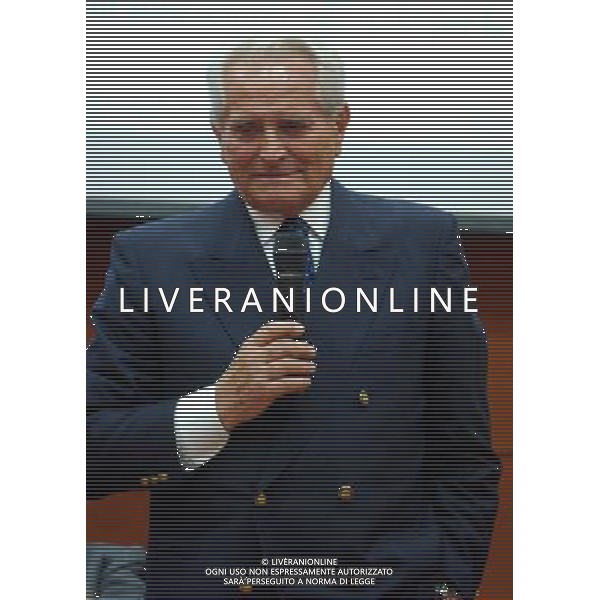 MILANO 20/5/2003 CORRIERE DELLA SERA SALA MONTANELLI VIA SOLFERINO, 26 PRESENTAZIONE DEL LIBRO DI GIAMPIERO BONIPERERTI: \'UNA VITA A TESTA ALTA\' NELLA FOTO GIAMPIERO BONIPERTI FOTO MARIO ROMANO/AG. ALDO LIVERANI