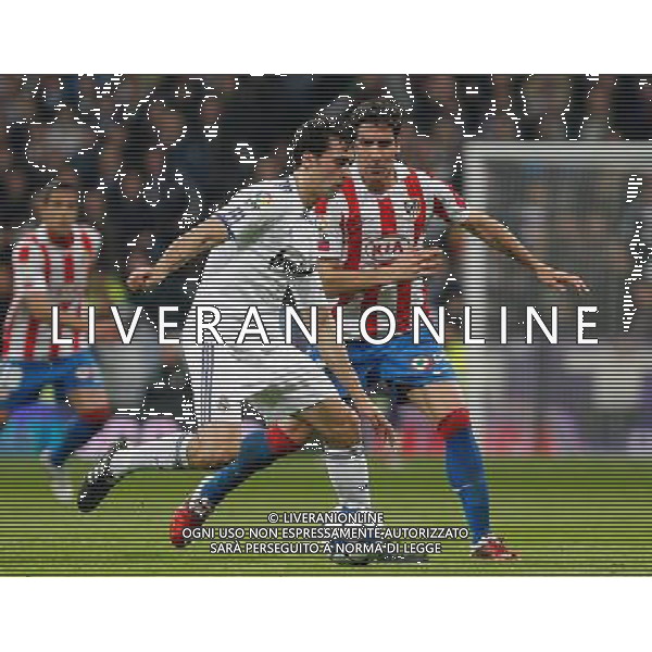 Atletico de Madrid\'s Raul Garcia (r) and Real Madrid\'s Alvaro Arbeloa during Spanish King\'s Cup match.January 13,2011. (ALTERPHOTOS/Acero) AG ALDO LIVERANI ONLY ITALY