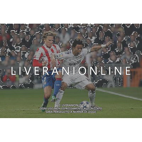 Atletico de Madrid\'s Diego Forlan and Real Madrid\'s Marcelo during spanish cup match on January 13th 2011. Photo: Cesar Cebolla / ALFAQUI AG ALDO LIVERANI ONLY ITALY