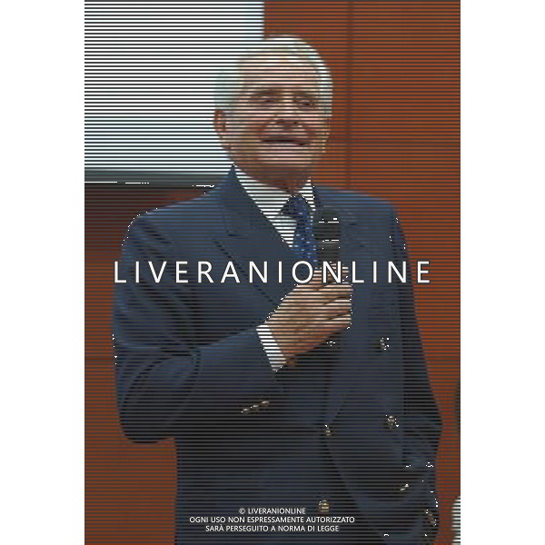 MILANO 20/5/2003 CORRIERE DELLA SERA SALA MONTANELLI VIA SOLFERINO, 26 PRESENTAZIONE DEL LIBRO DI GIAMPIERO BONIPERERTI: \'UNA VITA A TESTA ALTA\' NELLA FOTO GIAMPIERO BONIPERTI FOTO MARIO ROMANO/AG. ALDO LIVERANI