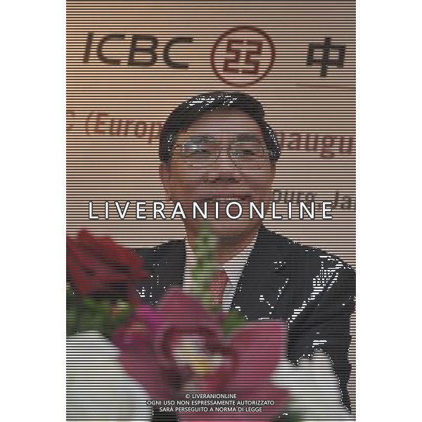 (110.117) - LUSSEMBURGO, 17 gen 2011 Il presidente della Industrial and Commercial Bank of China (ICBC) Jiang Jianqing durante una una conferenza stampa a Lussemburgo .Il colosso bancario cinese ICBC ha annunciato l\'espansione delle attivitš in Europa . ICBC ha rinominato la propria filiale lussemburghese di ICBC (Europa) SA e ha aperto cinque nuove filiali a Parigi, Bruxelles, Amsterdam, Milano e Madrid. (/ Wu Wei) AG. ALDO LIVERANI SAS ITALY ONLY