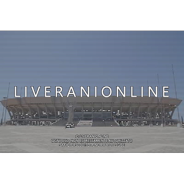 (110118) -- MAPUTO, Jan. 18, 2011 () -- The picture taken on Jan. 17, 2011 shows an outside view of Mozambique\'s national stadium in Maputo, capital of Mozambique. The newly-completed stadium, which is sponsored by the Chinese government, occupies an area of nearly 270,000 square meters. With a floor space of 42,000 square meters, the stadium has as many as 42,000 seats. (/Liu Dalong) (dyw)